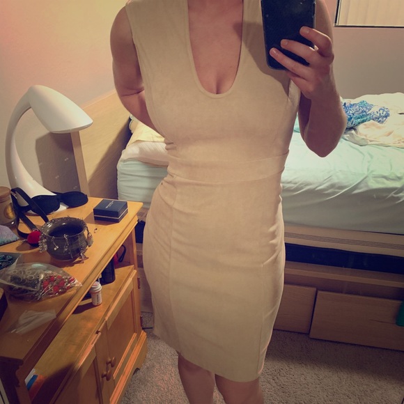 Charlotte Russe Dresses & Skirts - NWOT cream dress